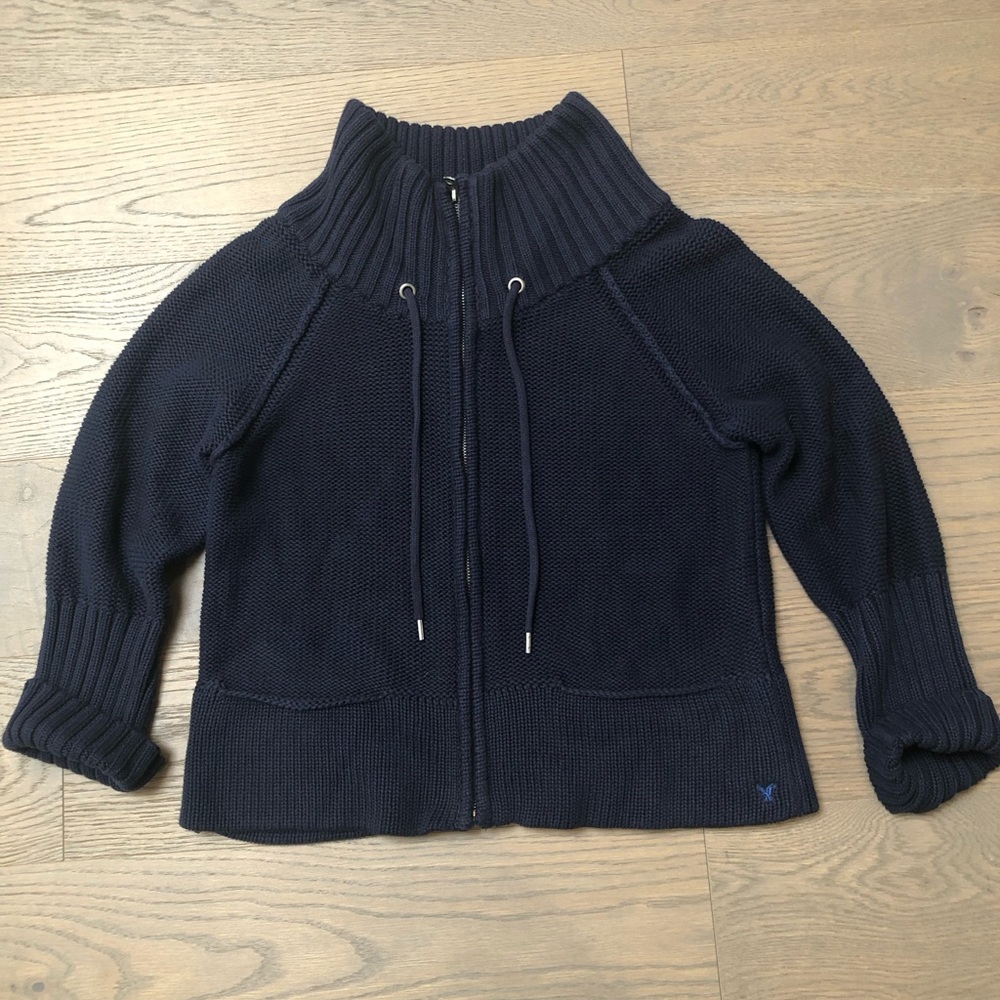 Women’s navy blue American Eagle sweater